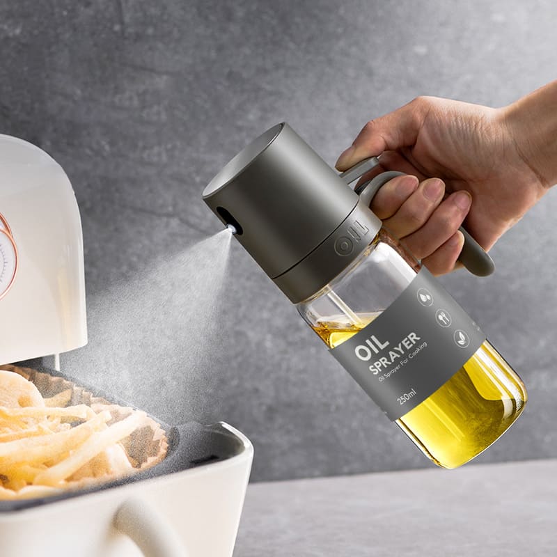 Borrifador de Azeite e Vinagre Castiliani, design resistente e elegante para aplicação precisa na cozinha