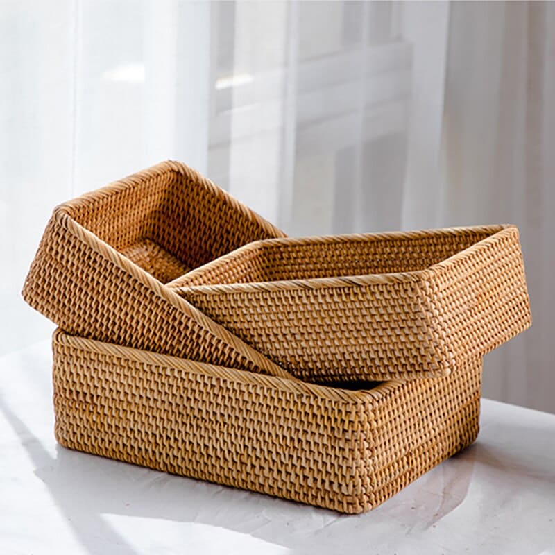 Cesto de Palha Rattan Feito à Mão Castiliani, ideal para decoração e organização em qualquer ambiente