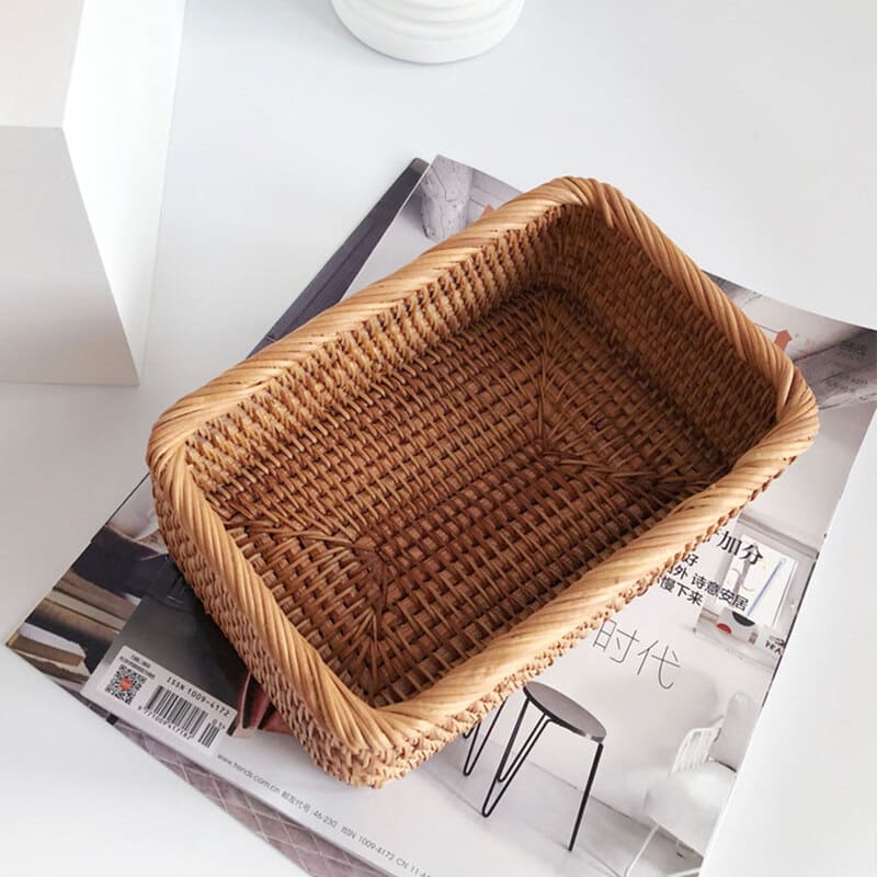 Cesto de Palha Rattan Feito à Mão Castiliani, ideal para decoração e organização em qualquer ambiente