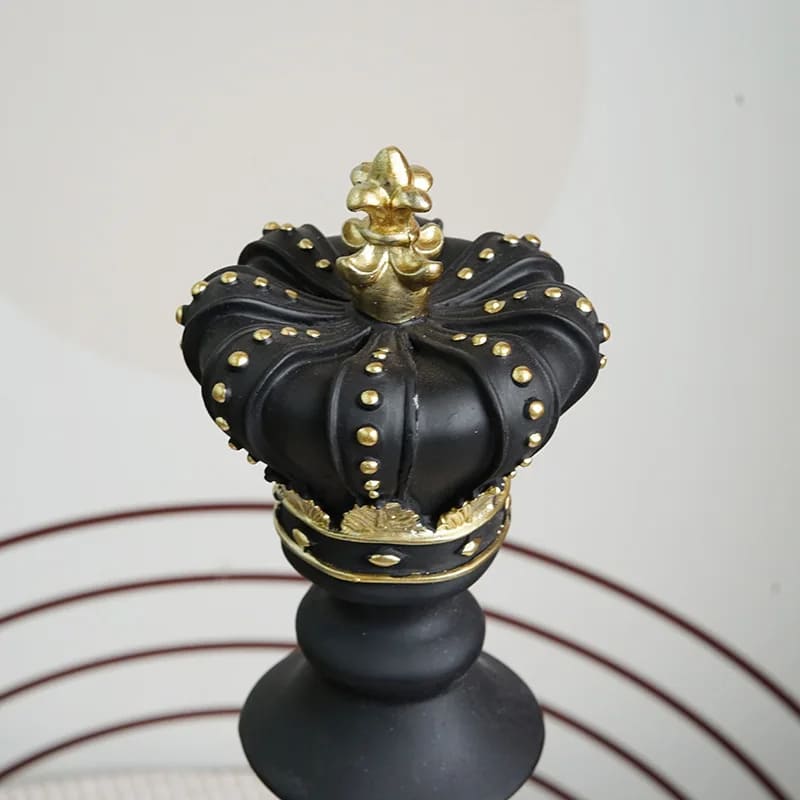 Decoração de Mesa Resina Estátua Peças de Xadrez Castiliani, elegância e estilo para ambientes sofisticados
