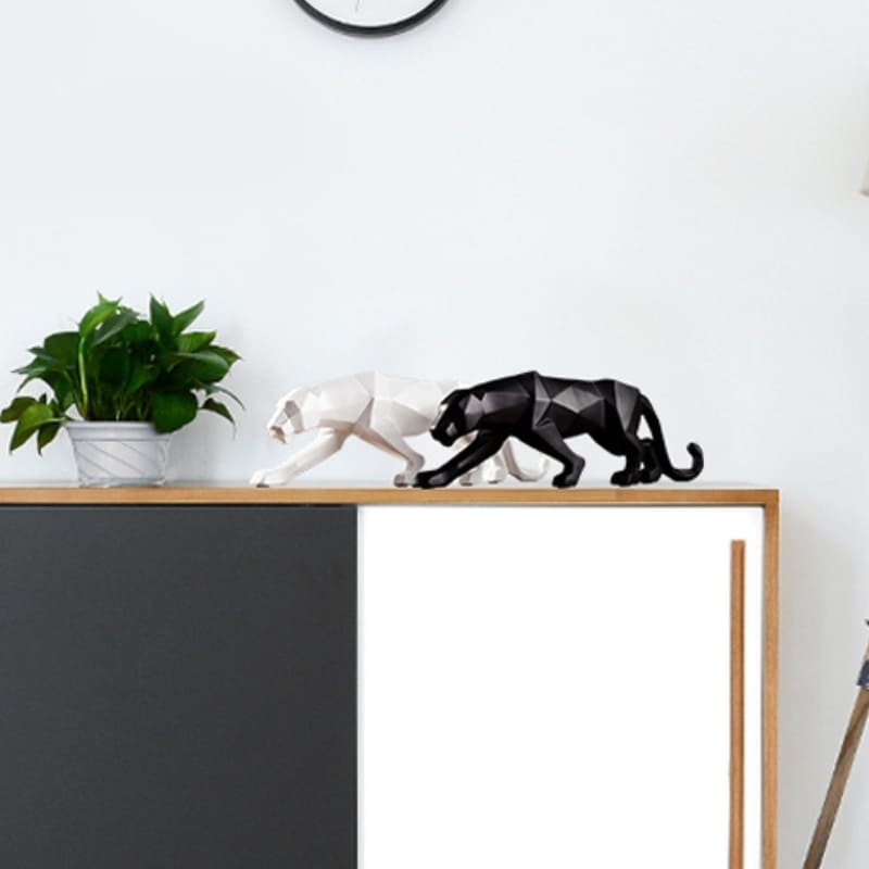 Decoração de Mesa de Resina Estátua Leopardo Castiliani, peça sofisticada e elegante para ambientes modernos