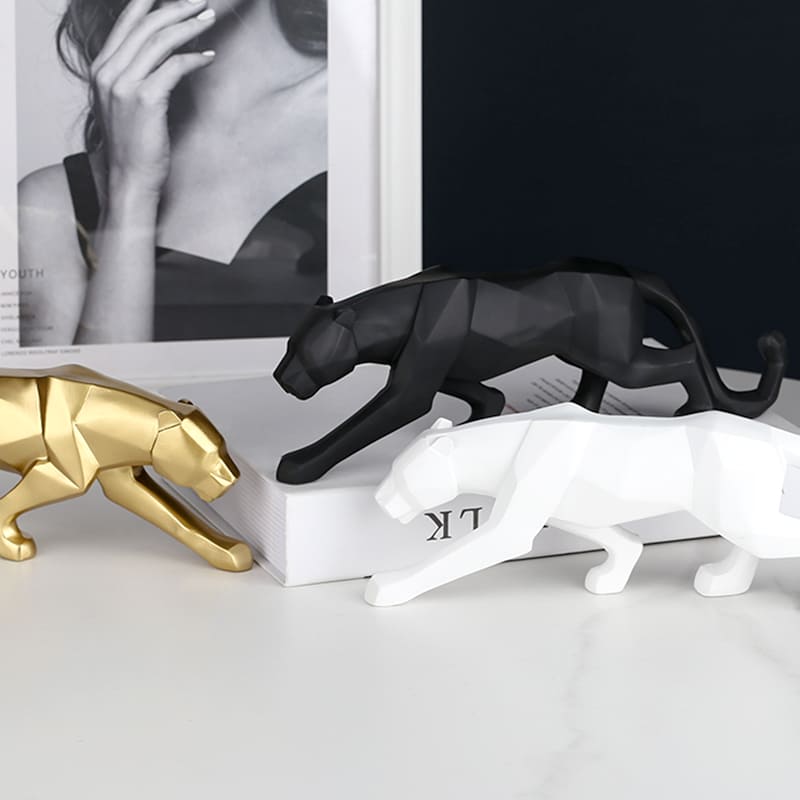 Decoração de Mesa de Resina Estátua Leopardo Castiliani, peça sofisticada e elegante para ambientes modernos