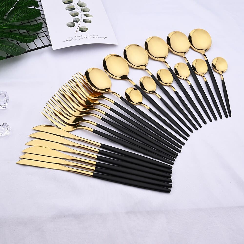 Jogo de Talheres Inox 24 Peças Premium Castiliani, com design sofisticado e ideal para mesas elegantes