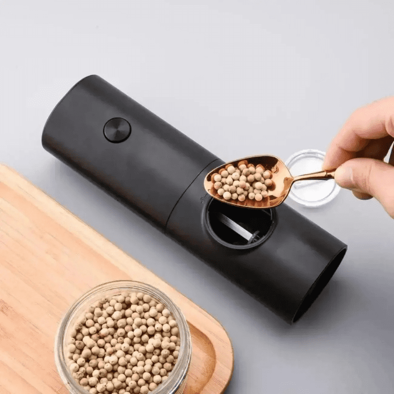 Moedor de Pimenta, Temperos e Sal Himalaia Elétrico Castiliani, ideal para uso na cozinha com design prático