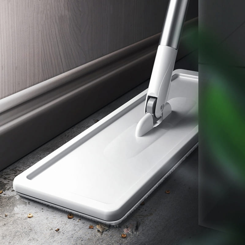 Mop de Limpeza Giratório SwiftClean™ Castiliani, ideal para uma limpeza eficiente e prática com rotação 360º
