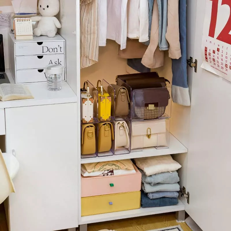 Organizador de Bolsa Acrílico com Divisória Castiliani, perfeito para organizar suas bolsas com elegância e praticidade