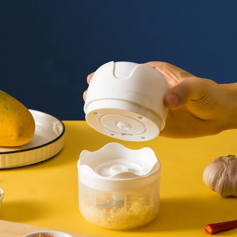 Processador de Alimentos Mini Elétrico USB Portátil Castiliani, ideal para triturar alimentos com praticidade e portabilidade