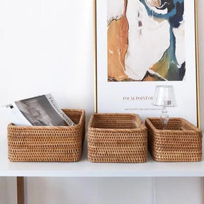 Cesto de Palha Rattan Feito à Mão Castiliani, ideal para decoração e organização em qualquer ambiente

