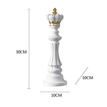 Decoração de Mesa Resina Estátua Peças de Xadrez Castiliani, elegância e estilo para ambientes sofisticados

