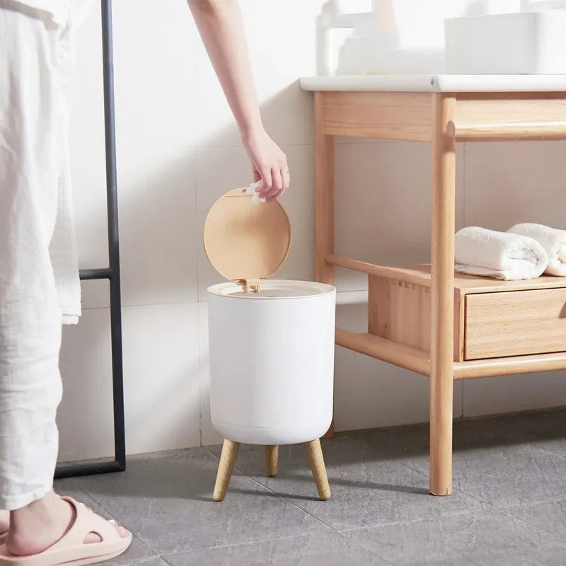 Lixeira Retrô para Banheiro com Pés Palito Castiliani, design elegante e funcional para decoração de banheiro


