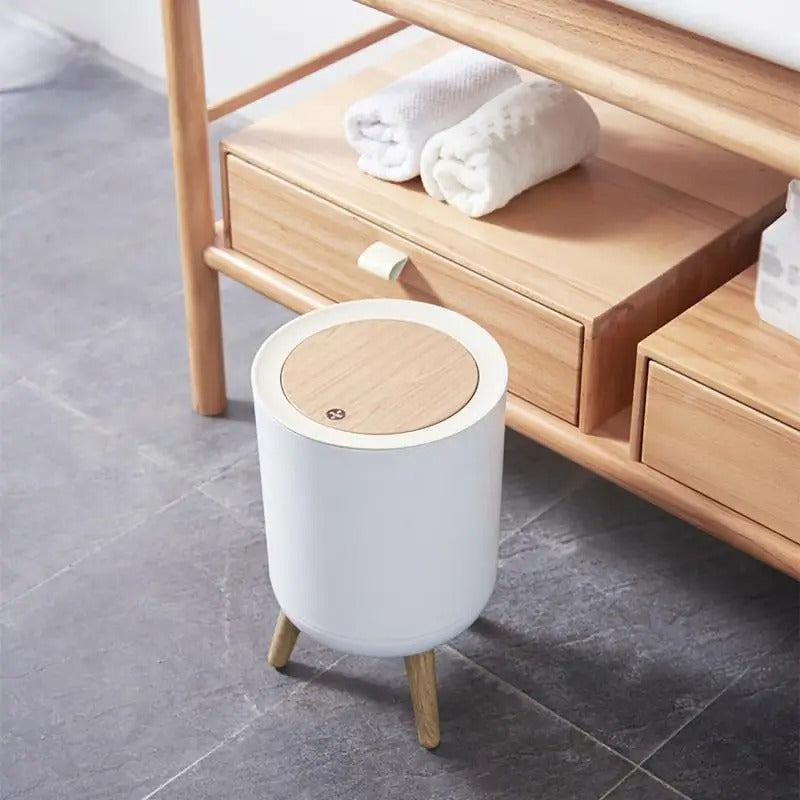 Lixeira Retrô para Banheiro com Pés Palito Castiliani, design elegante e funcional para decoração de banheiro

