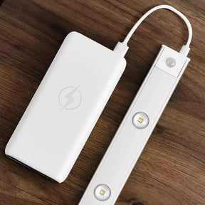 Luminária de LED Magnética com Sensor de Movimento Castiliani