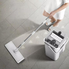 Mop de Limpeza Giratório SwiftClean™ Castiliani, ideal para uma limpeza eficiente e prática com rotação 360º

