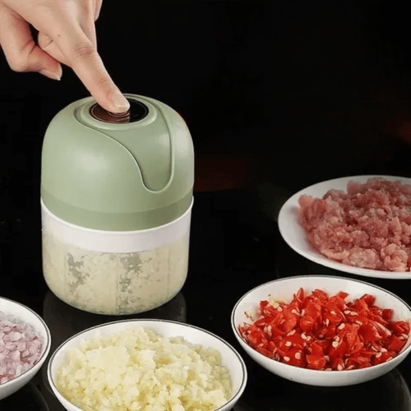 Processador de Alimentos Mini Elétrico USB Portátil Castiliani, ideal para triturar alimentos com praticidade e portabilidade

