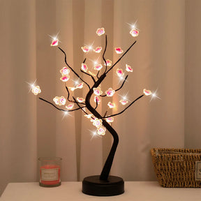 Luminária Decorativa Árvore de Cerejeira Castiliani, iluminação suave e design elegante inspirado na natureza.

