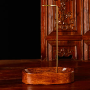Suporte de Incenso em Madeira Natural Castiliani, ideal para criar um ambiente relaxante com elegância e funcionalidade


